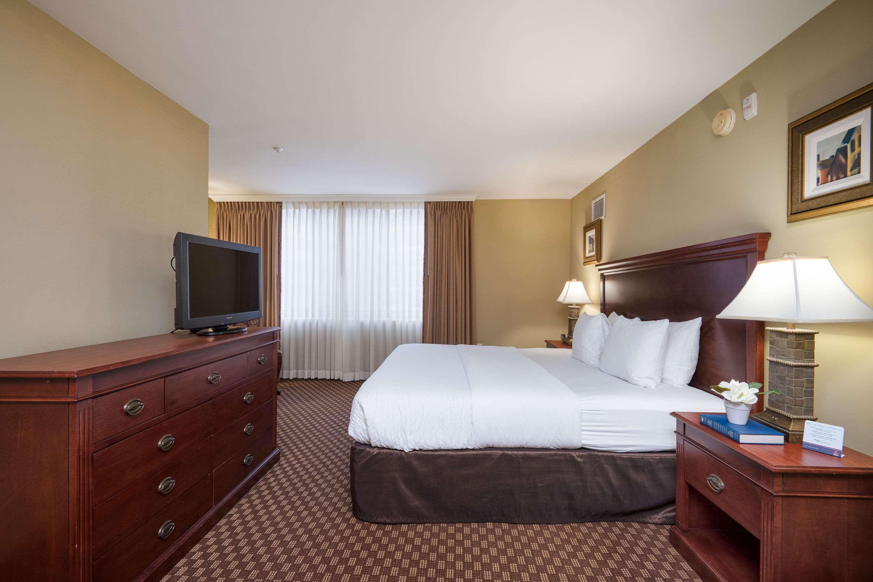 Clarion Collection Hotel Arlington Court Suites Exteriér fotografie