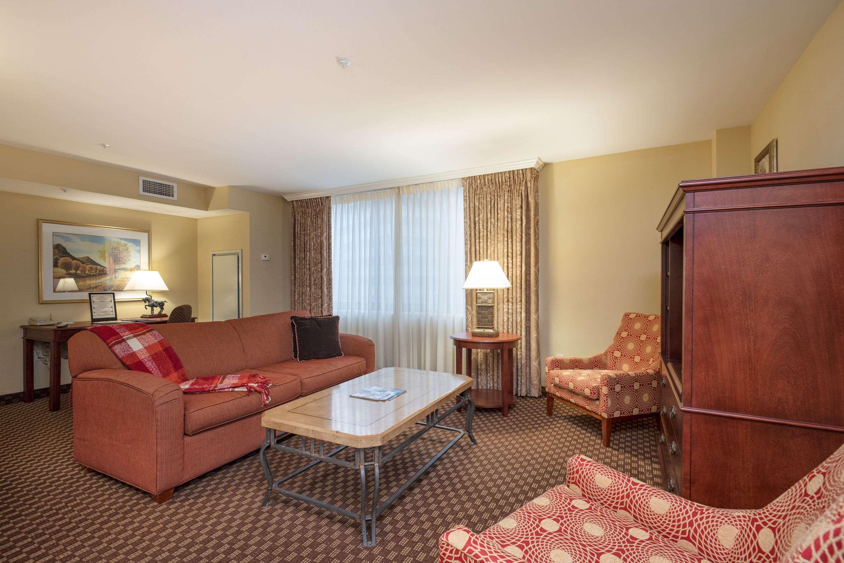 Clarion Collection Hotel Arlington Court Suites Exteriér fotografie