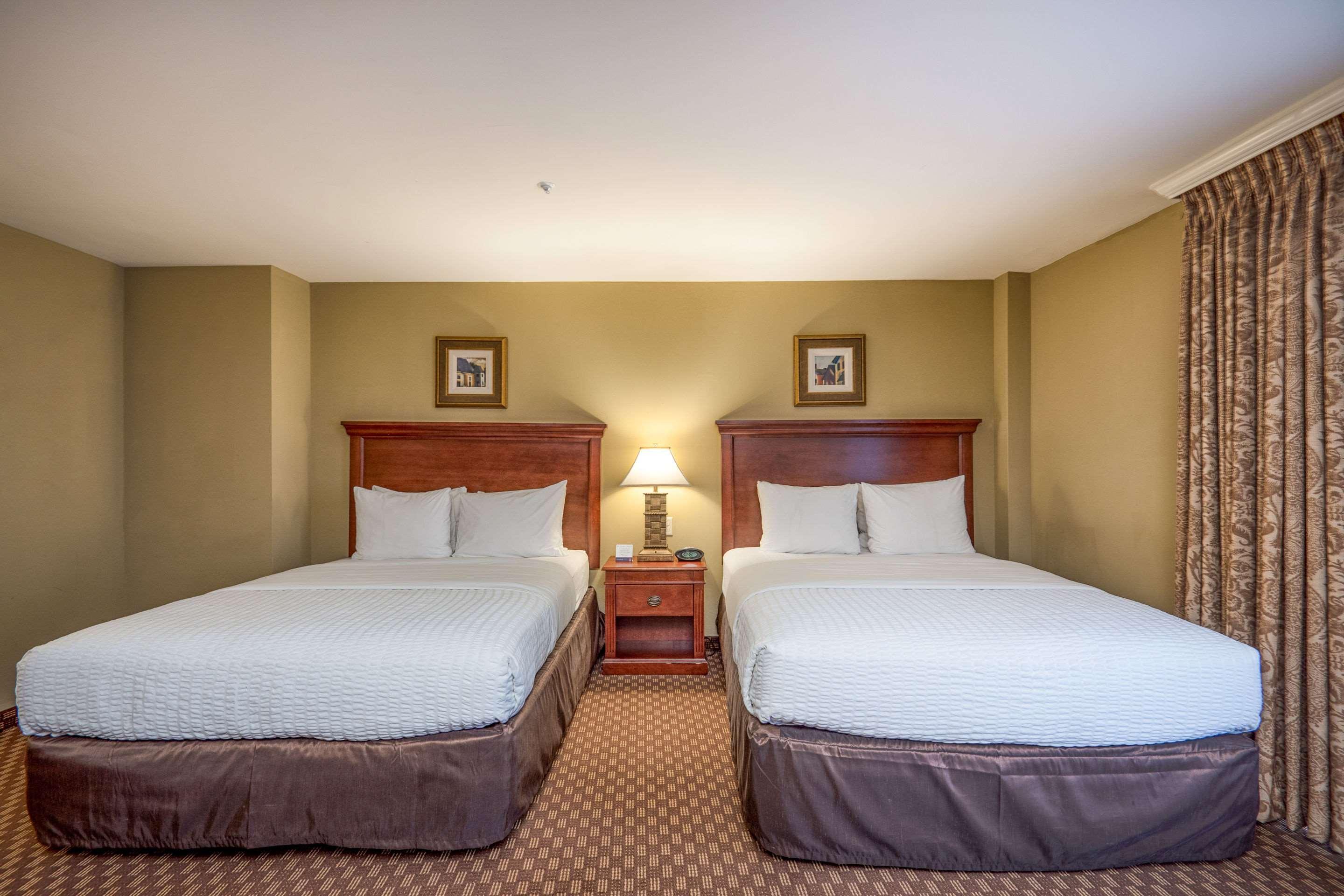 Clarion Collection Hotel Arlington Court Suites Exteriér fotografie