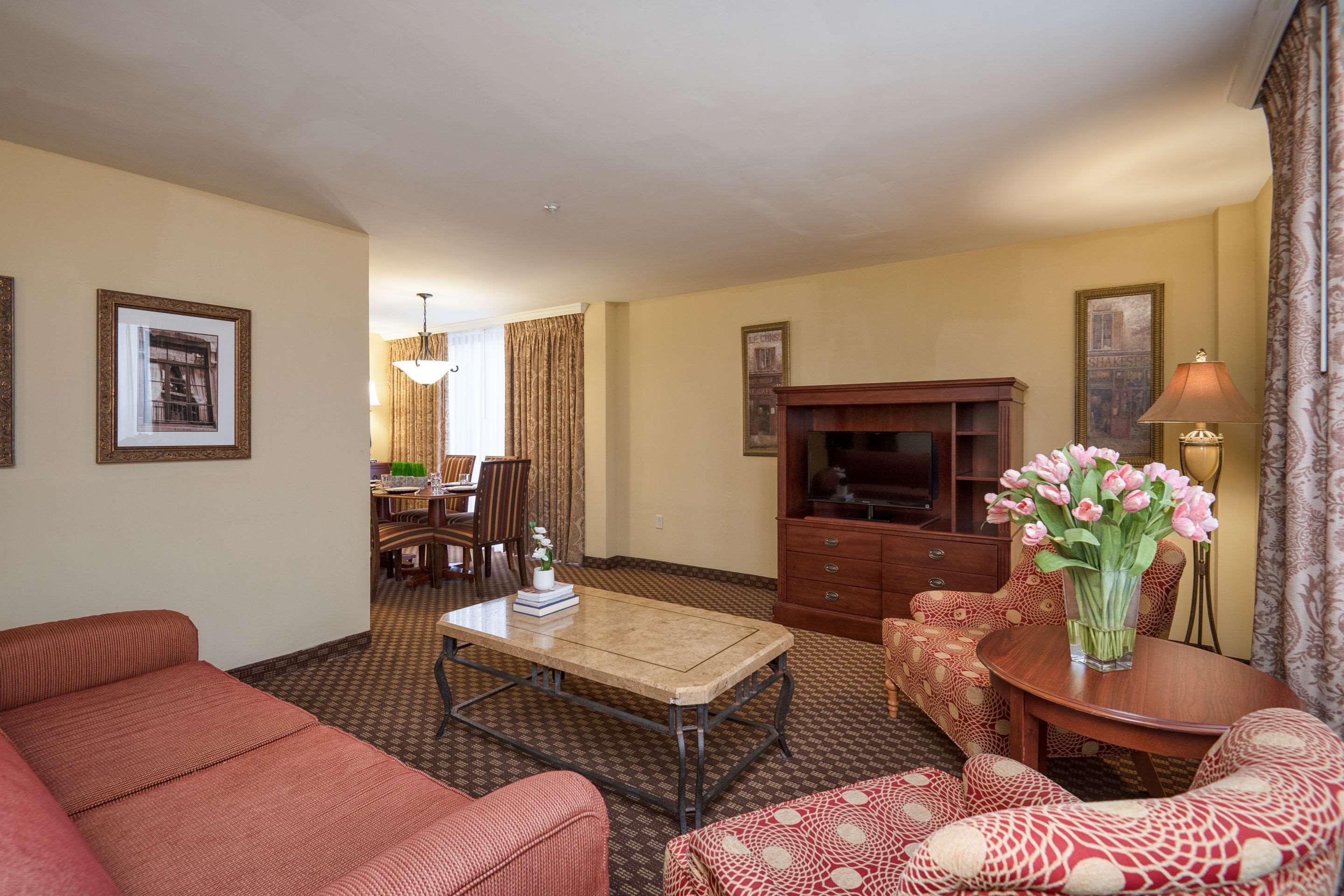 Clarion Collection Hotel Arlington Court Suites Exteriér fotografie