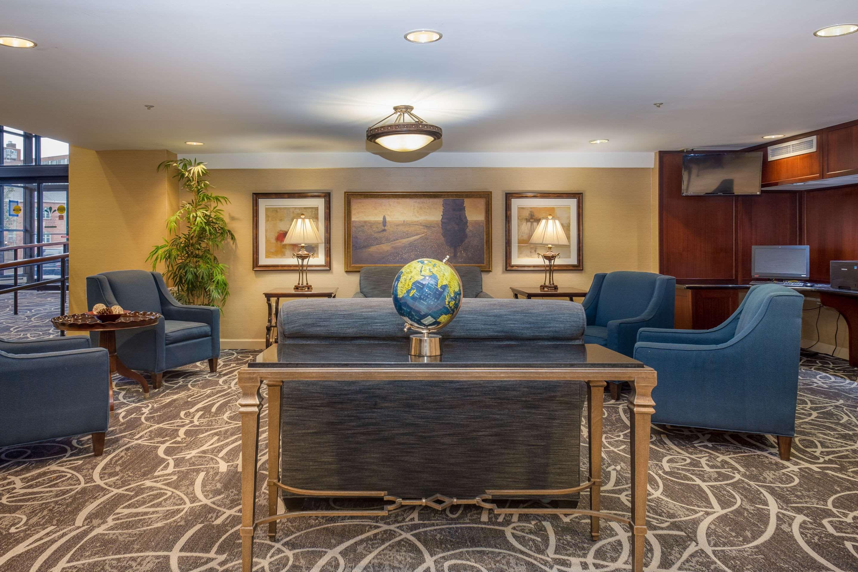 Clarion Collection Hotel Arlington Court Suites Exteriér fotografie