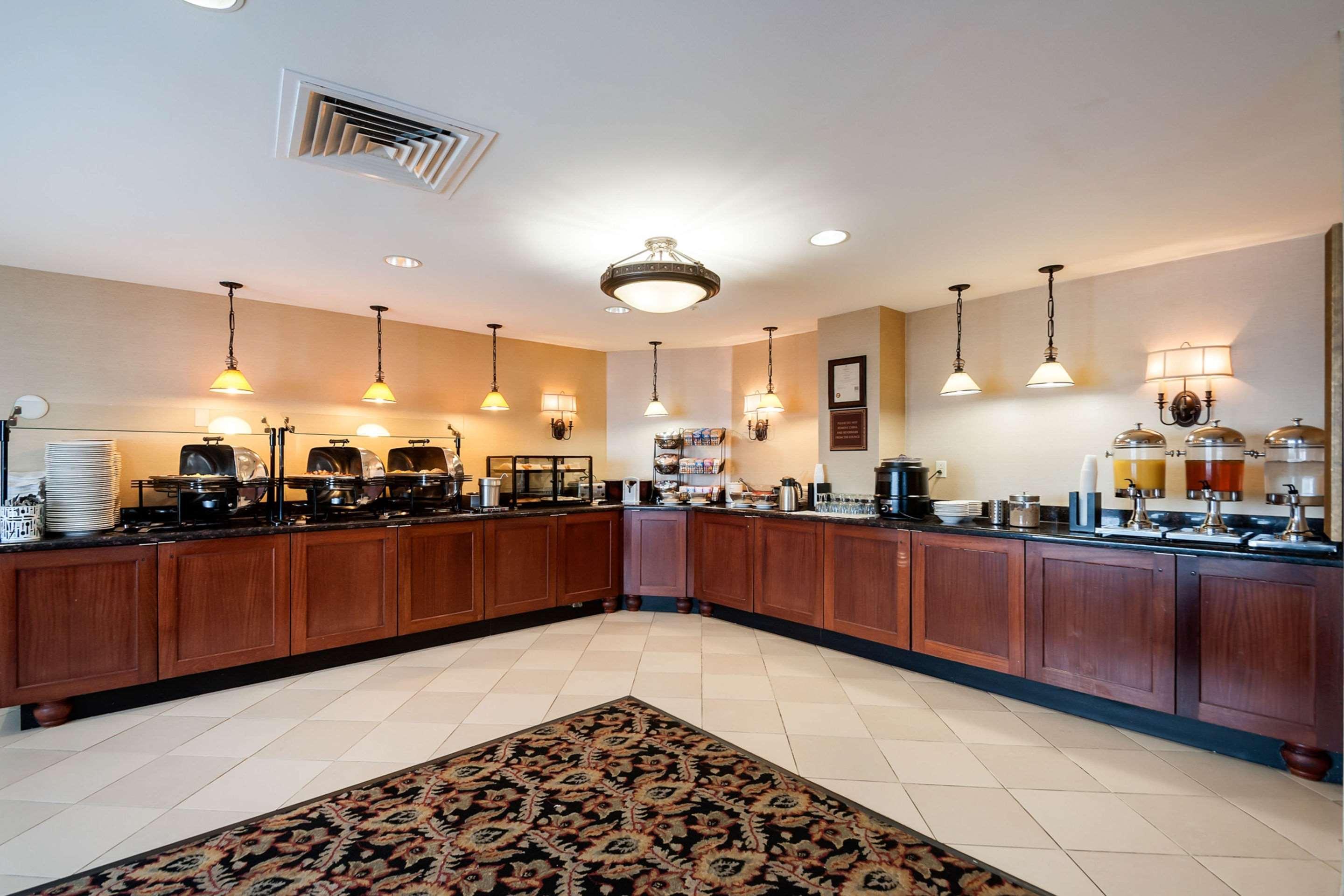 Clarion Collection Hotel Arlington Court Suites Exteriér fotografie